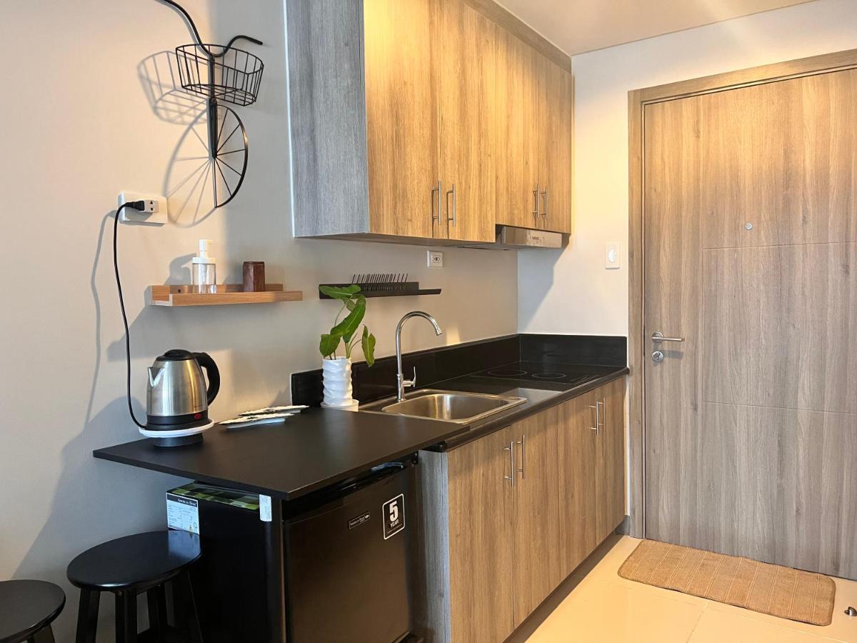 Cozycoaststay By Appletravelbeyondph Pasay Exterior foto